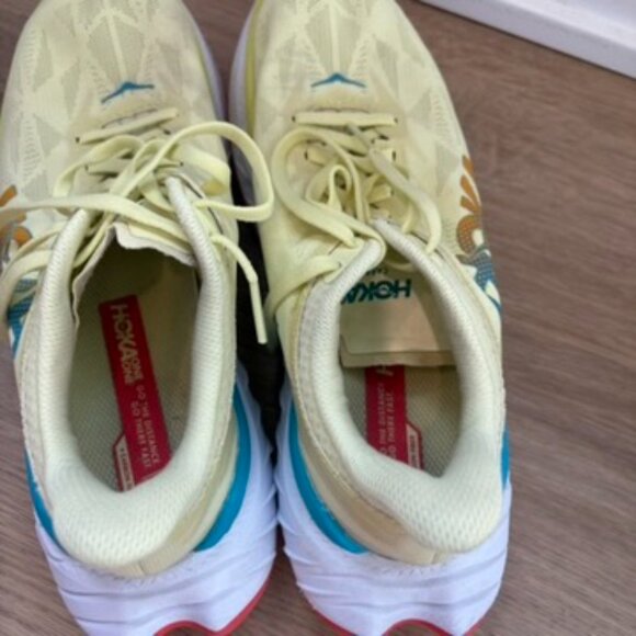 Hoka Carbon X2 running shoes yellow 7.5B - Picture 3 of 8